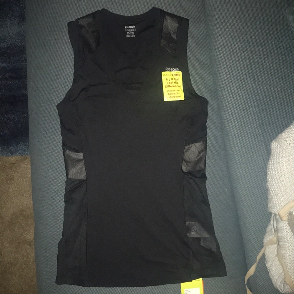 Reebok EasyTone built in bra work out shirt